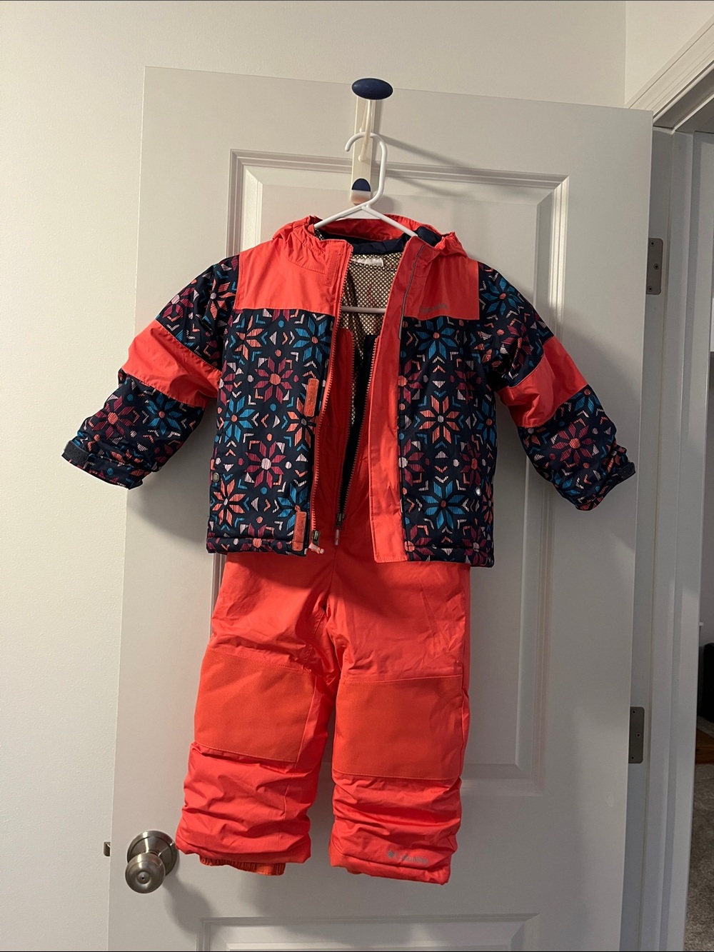 Columbia Girls' Coral & Navy Patterned Hooded winter Jacket & matching snow bibs